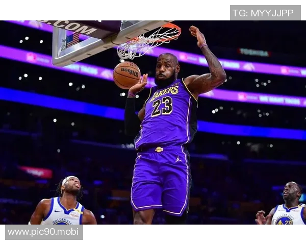 湖记：詹姆斯确定会出席今年全明星赛，但不会打太长时间